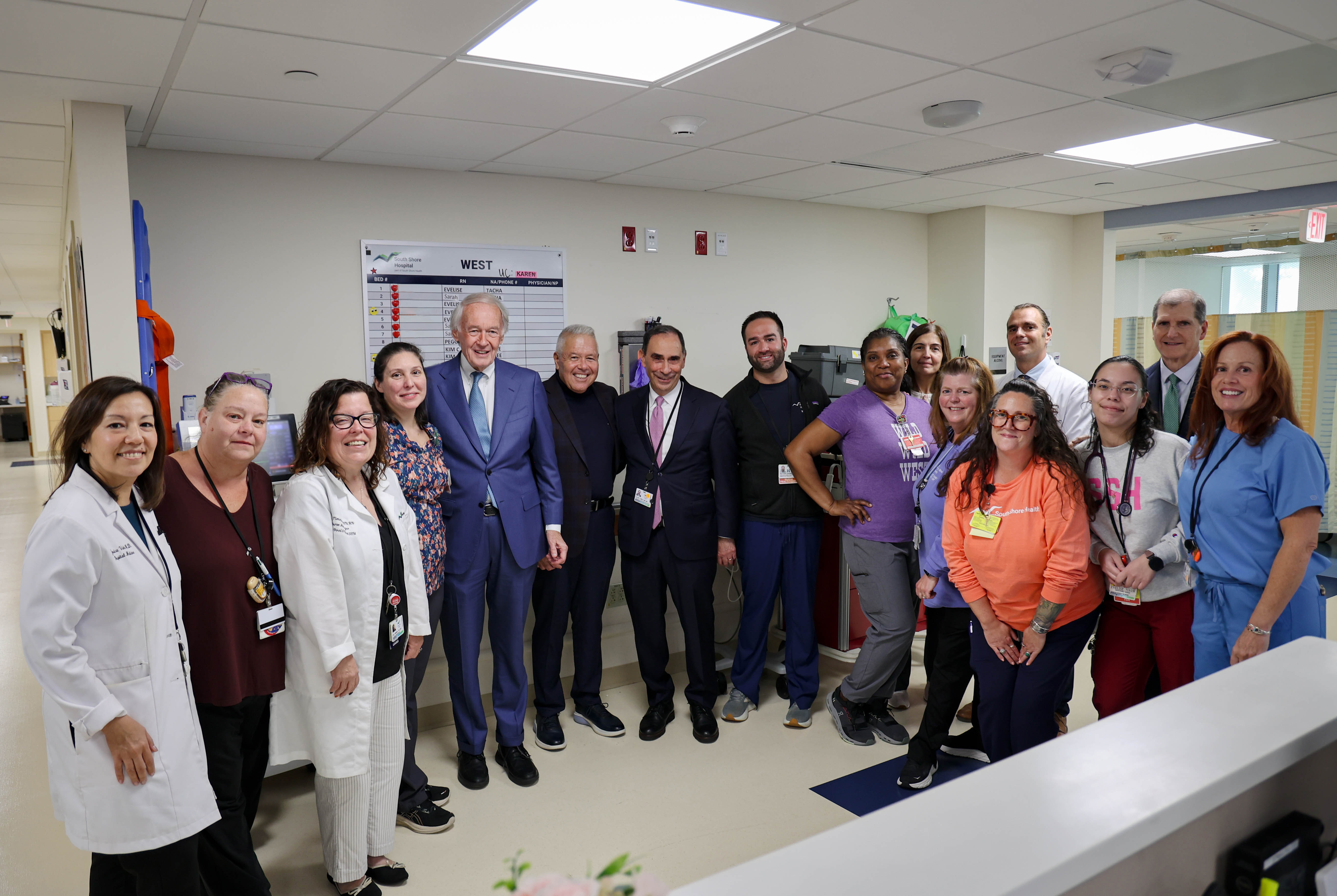 Senator Ed Markey poses with Allen Smith, MD, MS, Weymouth Mayor Michael Molisse, and colleagues from South Shore Hospital's West Unit.