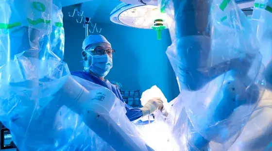 Sergio Fefer, MD performs a robotic-assisted surgery at South Shore Hospital